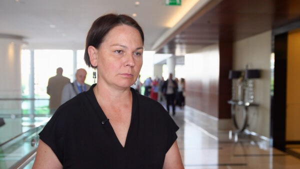 Wykształcenie wyższe i doświadczenie zawodowe coraz słabiej przekładają się na zarobki. Wpływają na to demografia i technologia
